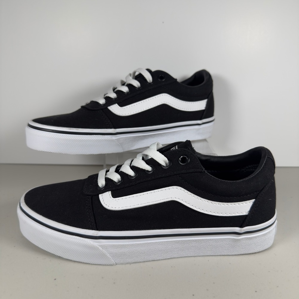 Vans Ward Low Top Skate Shoes Black White Canvas Sneakers Mens Size 10.5